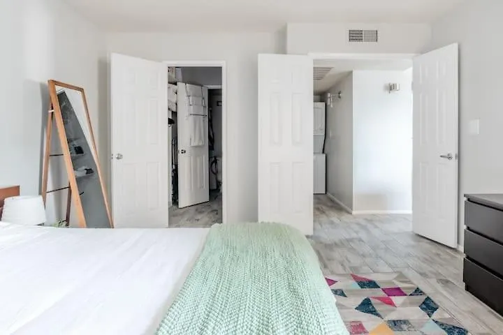 Vibrant 1Br Condo Wpatio, Pool, & Parking Scottsdale Tatil Evi